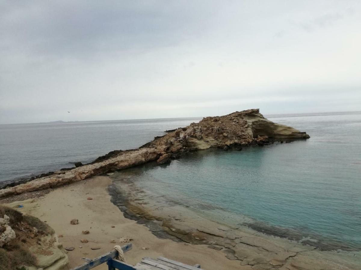 Zorbas Studios Lefkos  Buitenkant foto