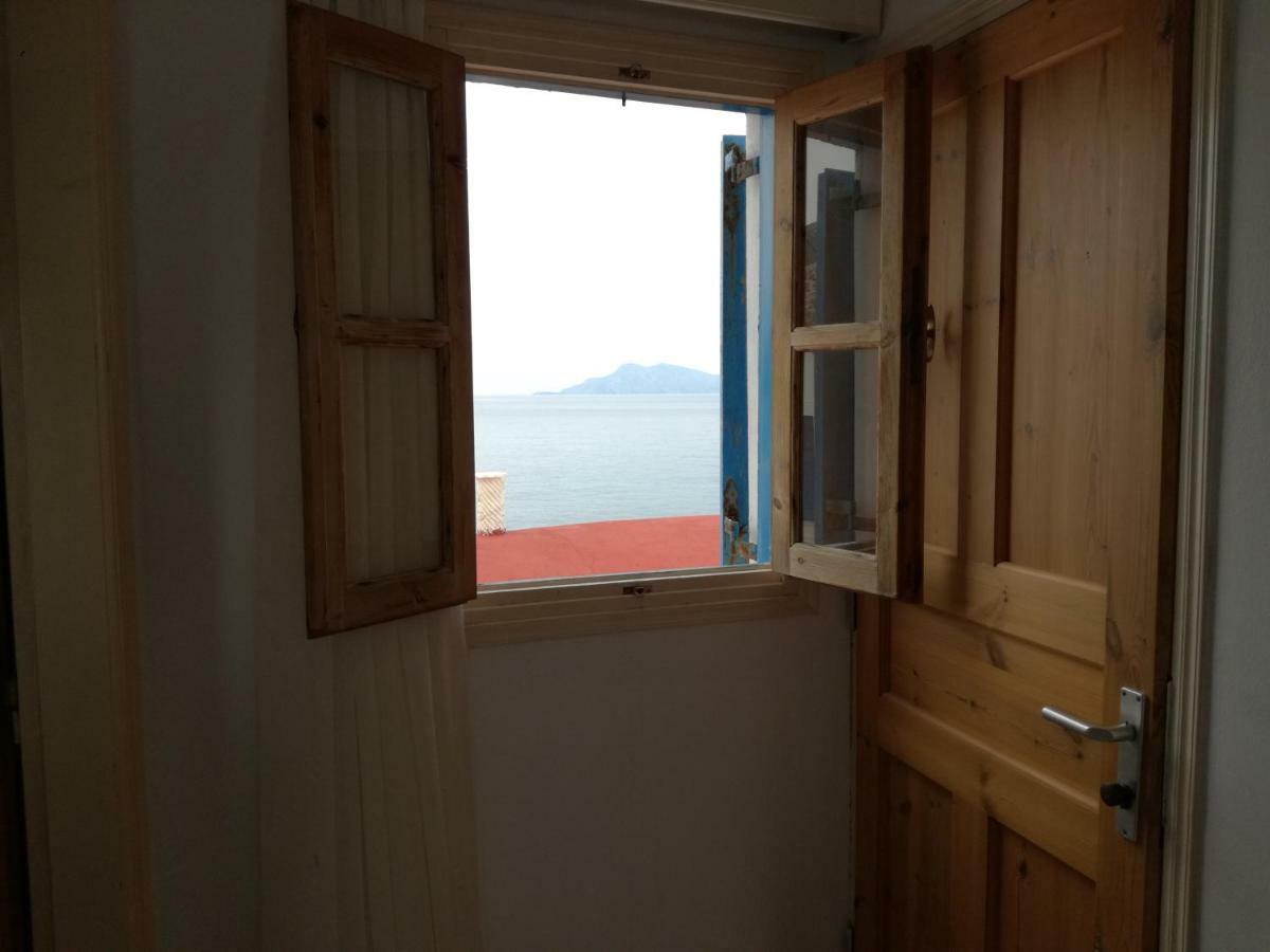 Zorbas Studios Lefkos  Buitenkant foto