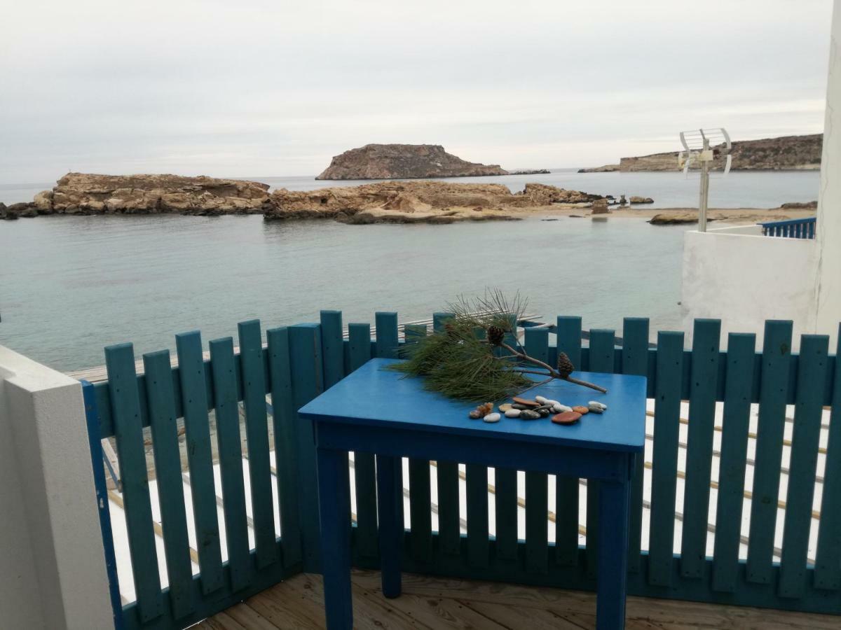 Zorbas Studios Lefkos  Buitenkant foto